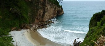 Cozy townhouse in Asturias near Cudillero