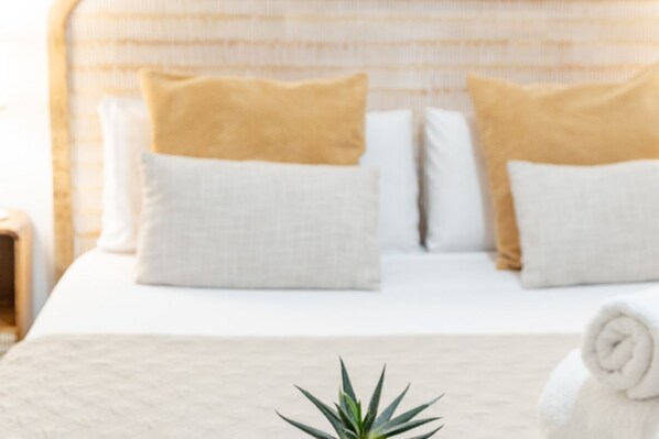 2 chambres, fer et planche à repasser, Wi-Fi gratuit, draps fournis