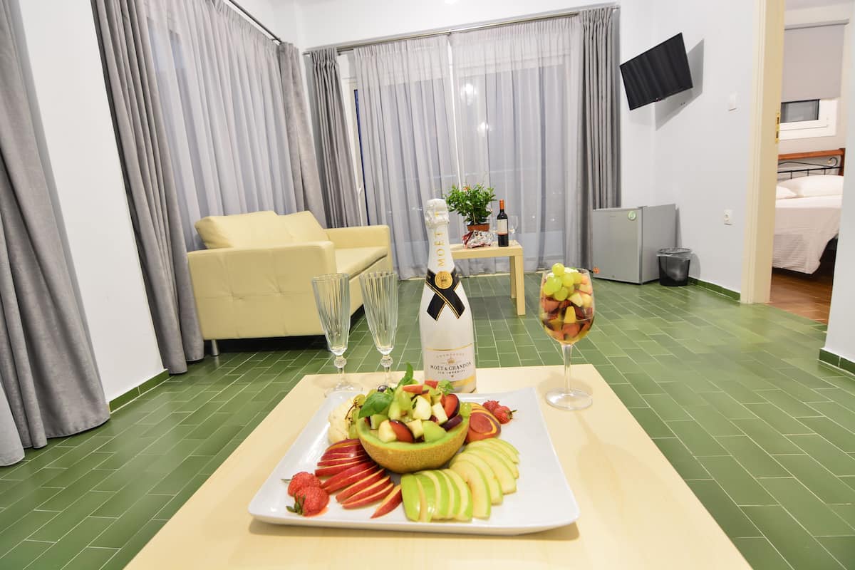 standard apartment | 1 bedroom, desk, soundproofing, free wifi