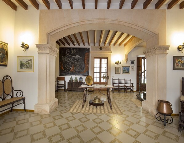 Hall