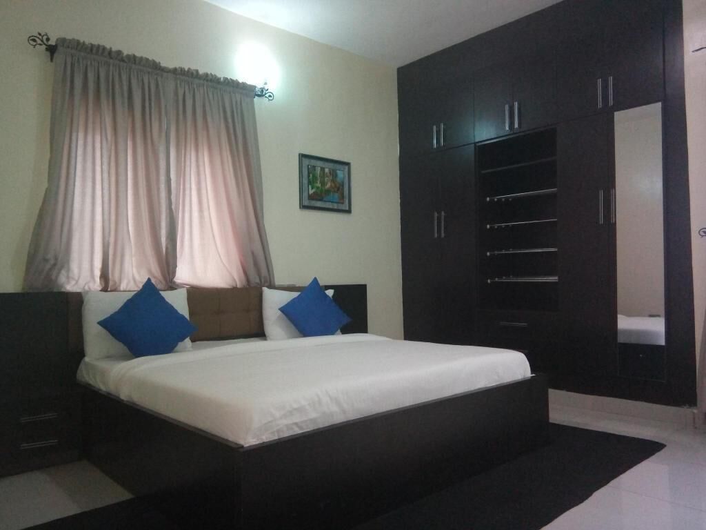 In-room safe, individually decorated, individually furnished, desk