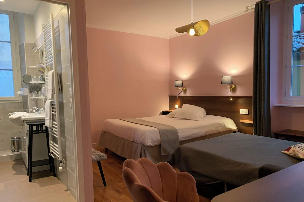 Luxury Quadruple Room