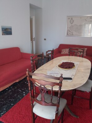 Dining - Stately apartment (Messina)