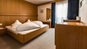 Coffres-forts dans les chambres, chambres insonorisées, Wi-Fi gratuit