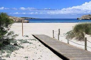 Beach nearby - Villa Yannick · ❤️Charming Chalet ❤️Private pool & free WiFi (Son Parc)