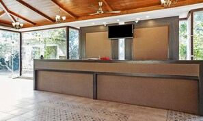 Reception - Treebo Trend Rahi Forest View (Mahabaleshwar)