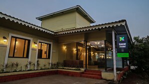 Front of property - Treebo Trend Rahi Forest View (Mahabaleshwar)