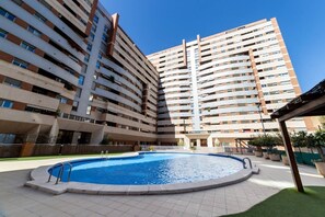 Pool - A (VA041) TH Palau de les Arts.. (Valencia / València)