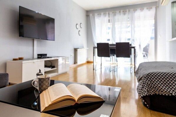 2 bedrooms, soundproofing, iron/ironing board, free WiFi - A (VA041) TH Palau de les Arts.. (Valencia / València)