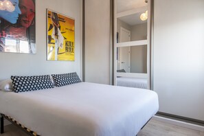 2 habitaciones, tabla de planchar con plancha y wifi gratis 