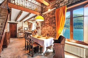 Dining - La Torre Di Porlezza, Porlezza, Italy (Porlezza)