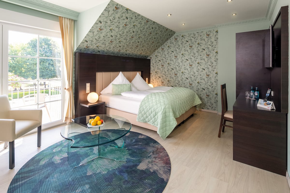 desk, laptop workspace, blackout curtains, soundproofing