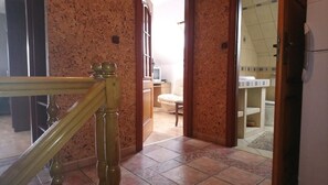 Habitación doble, 2 camas individuales | Camas extra, wifi gratis y ropa de cama 