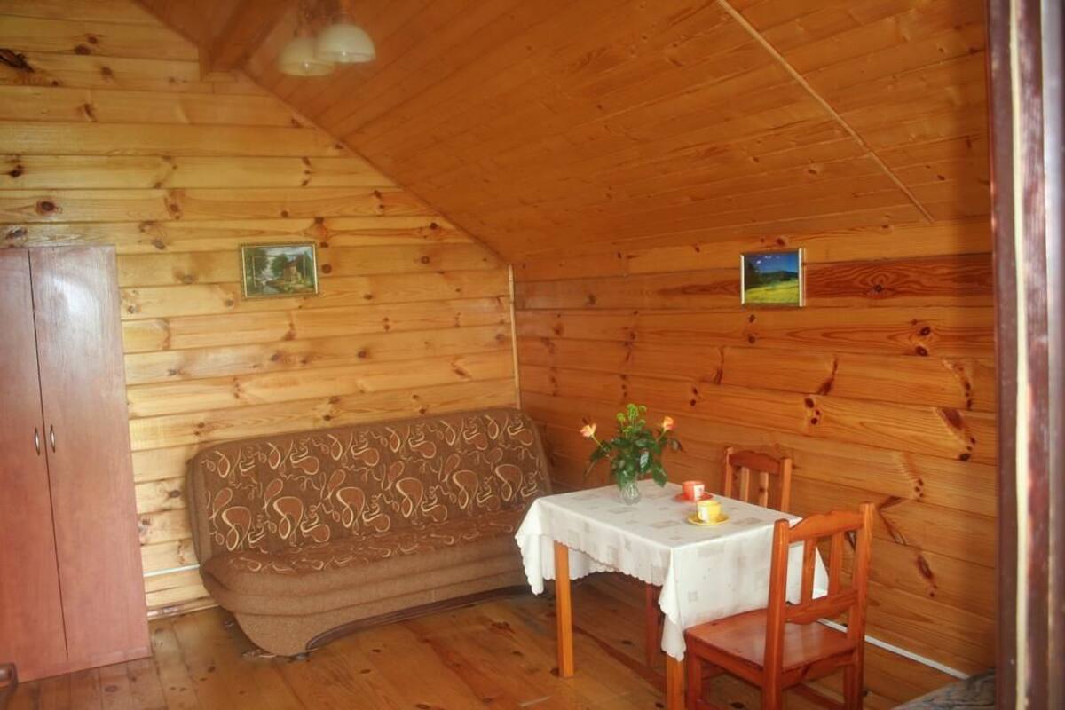 Camas supletorias, wifi gratis, ropa de cama