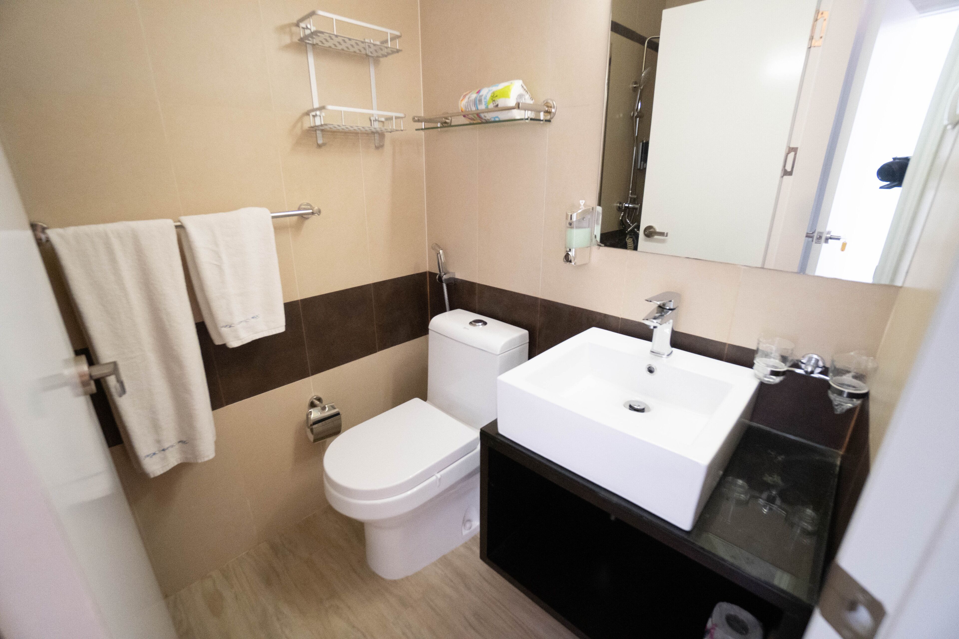 room without view | bathroom | shower, bathrobes, towels