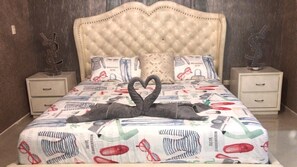 3 bedrooms, iron/ironing board, Internet, bed sheets