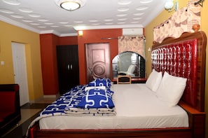 Superior Room, 1 King Bed