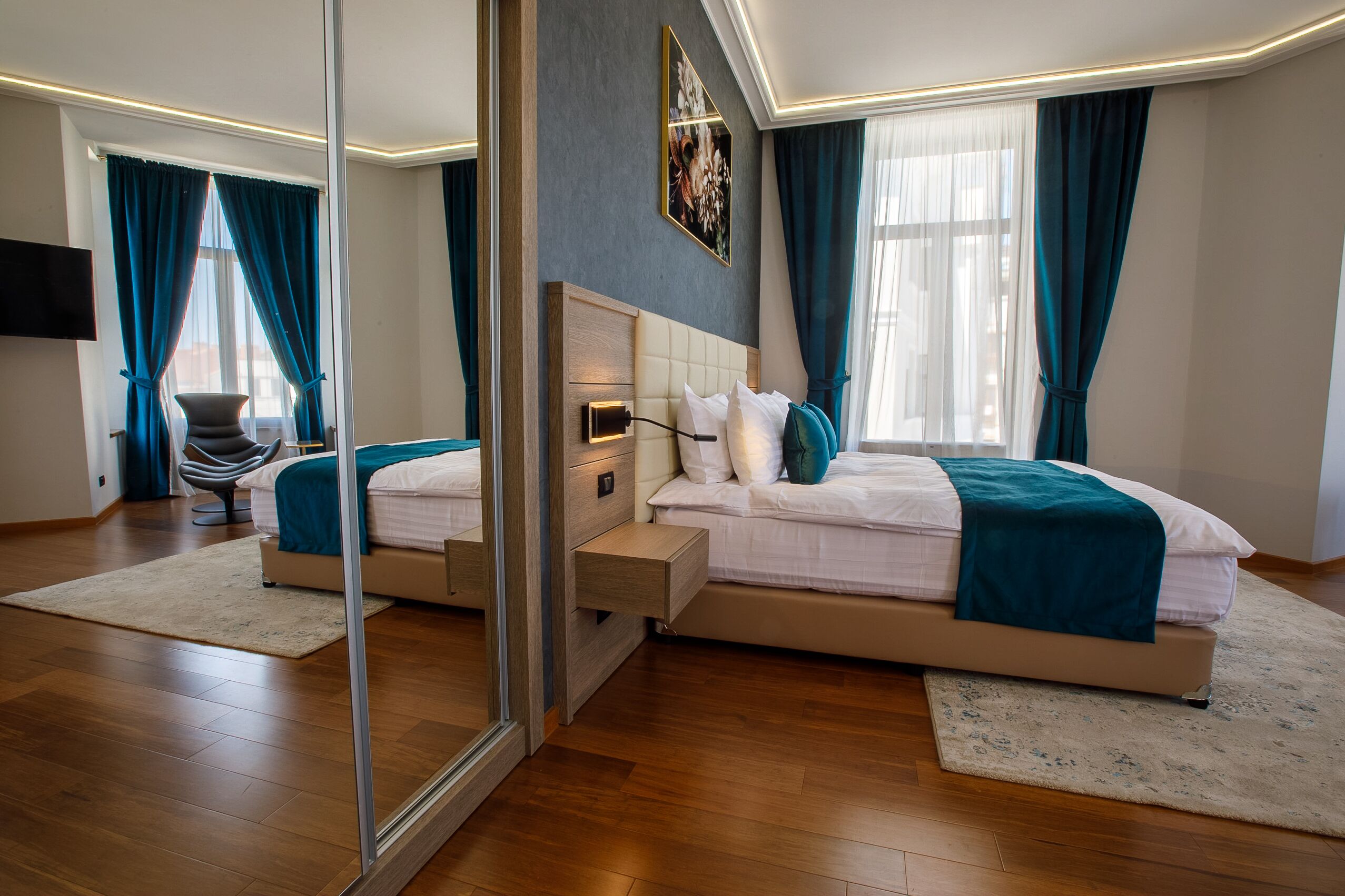 Grand Room | Premium bedding, pillowtop beds, minibar, in-room safe