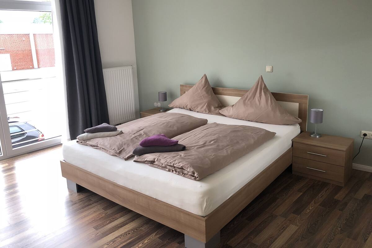 Comfort Apartment, 1 Bedroom | Desk, blackout drapes, cribs (free), WiFi (free)