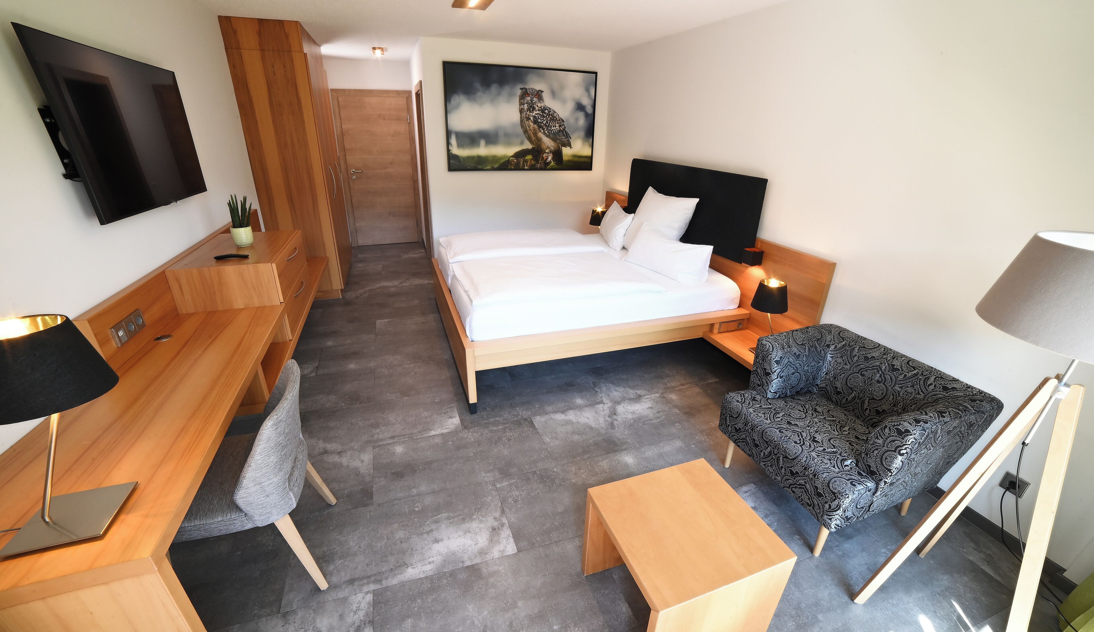 double room, 1 queen bed, non smoking | desk, rollaway beds, free wifi, bed sheets