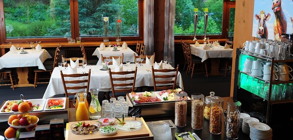 Petit déjeuner buffet compris tous les jours