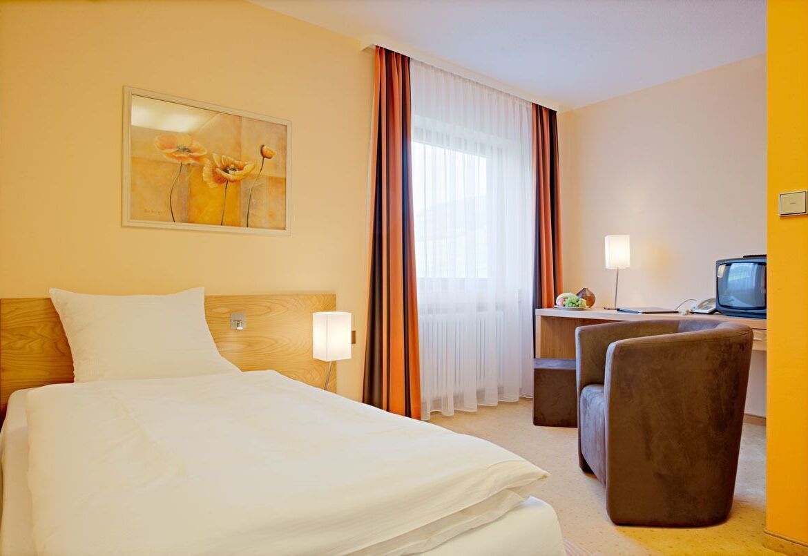 Desk, rollaway beds, free WiFi, bed sheets