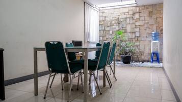Area sarapan