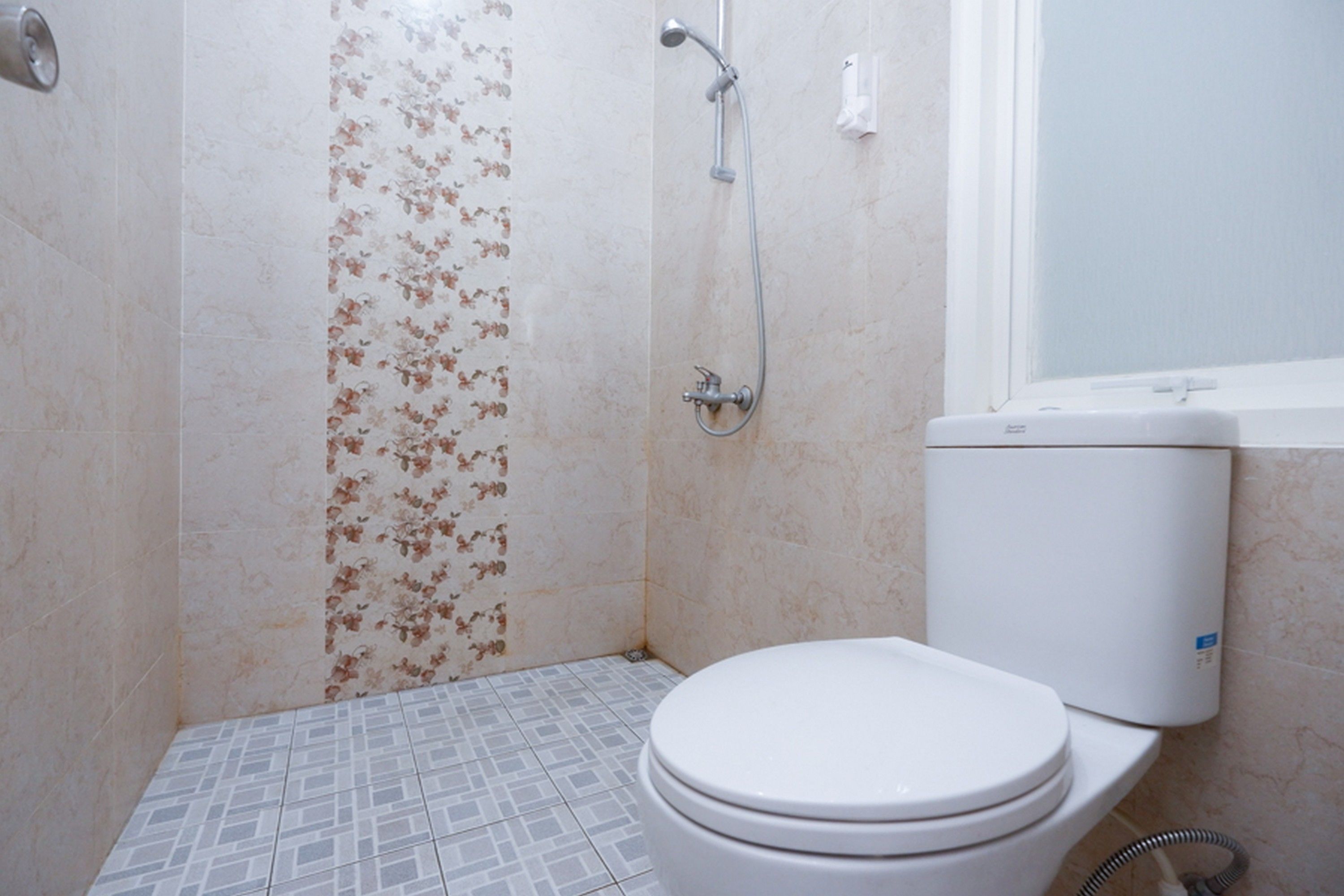 Photo - RedDoorz near Plaza Simpang Lima