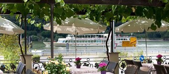 ホテル ツヴァイ モーレン