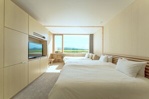 In-room safe, desk, laptop workspace, free WiFi - Shonai Hotel Suiden Terrasse (Tsuruoka)