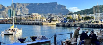 Seafront one bedroom apartment on Beach Road Cape Town Westridge A