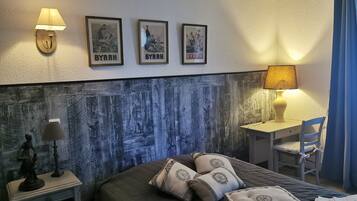 Chambre Classique | Décoration personnalisée, ameublement personnalisé, bureau