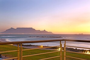 Interior - Eden on the Bay 277 (Cape Town)