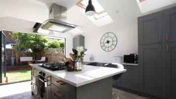 Fridge, microwave, dishwasher, coffee/tea maker