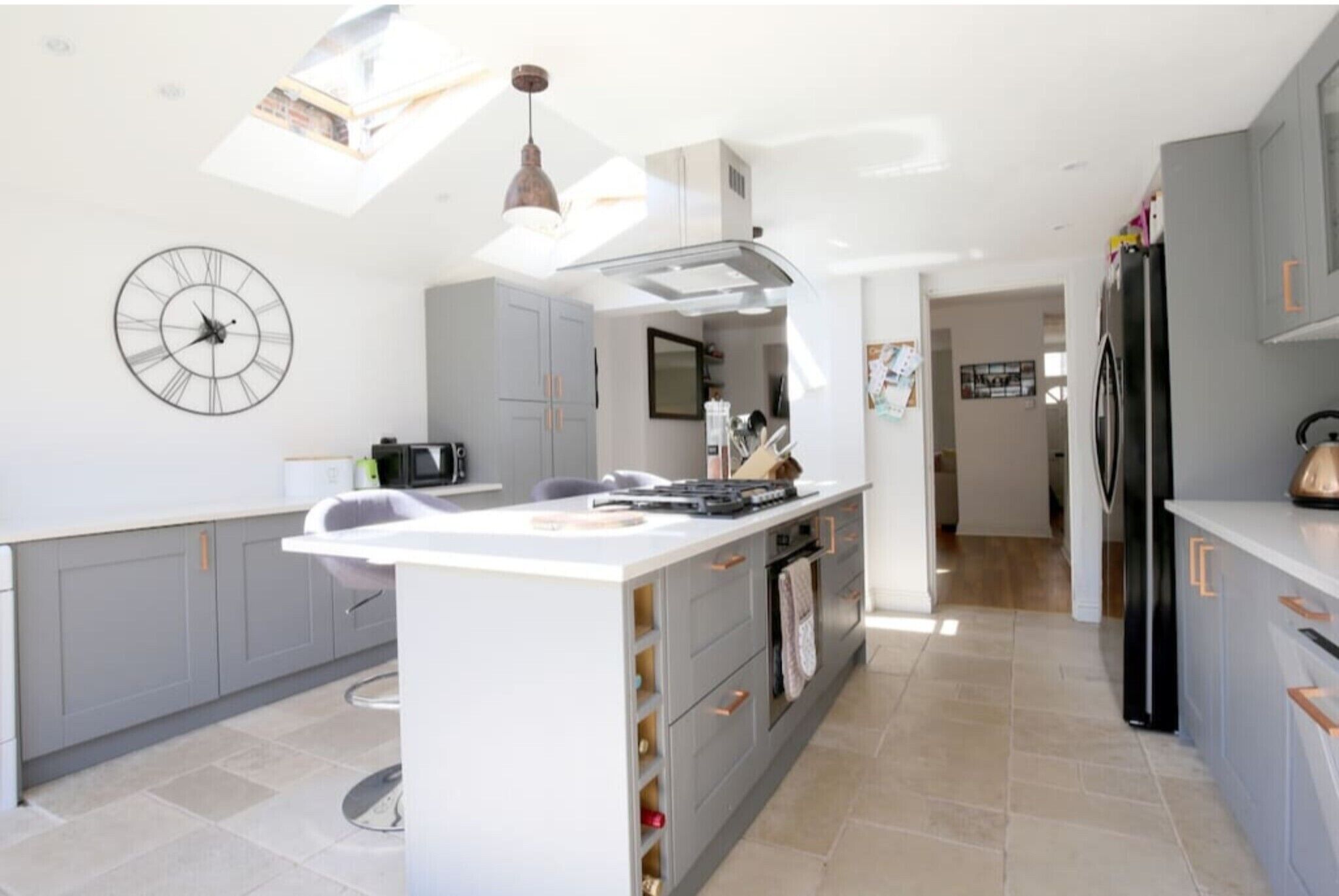 Kühlschrank, Mikrowelle, Geschirrspüler