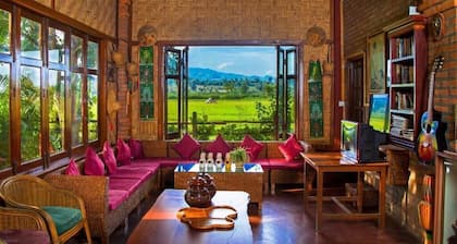 Mr. Charles Riverview Lodge