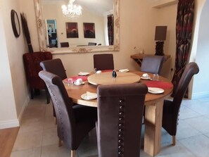 Fridge, electric kettle - Greencastle B&B (Newry)