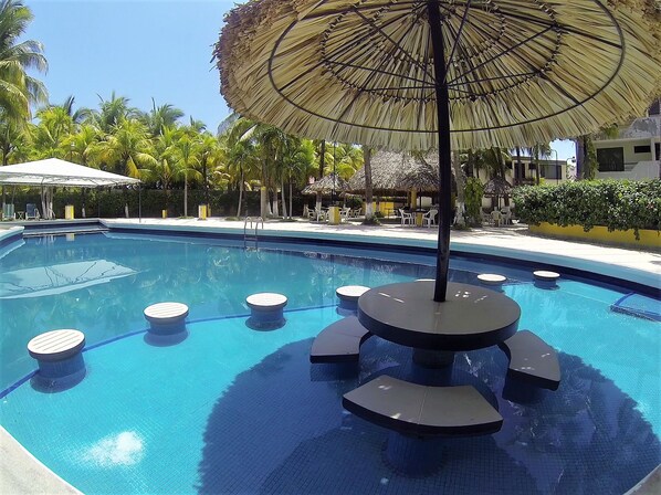 Piscine extérieure