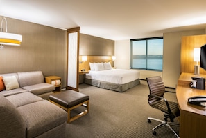 Premium bedding, down duvets, pillow-top beds, desk