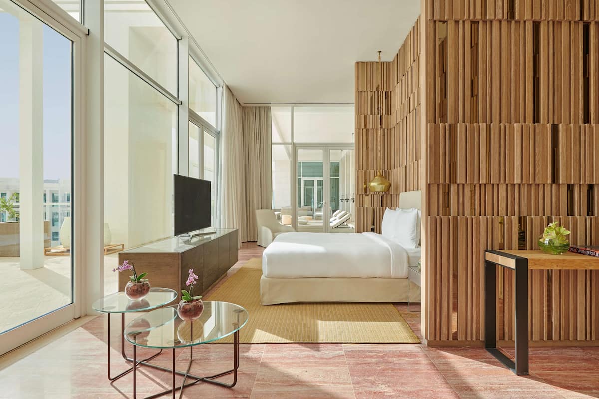 royal suite | 1 bedroom, minibar, in-room safe, desk