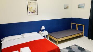 Appartamento, 1 letto matrimoniale, angolo cottura | Biancheria da letto di alta qualità, minibar, una scrivania