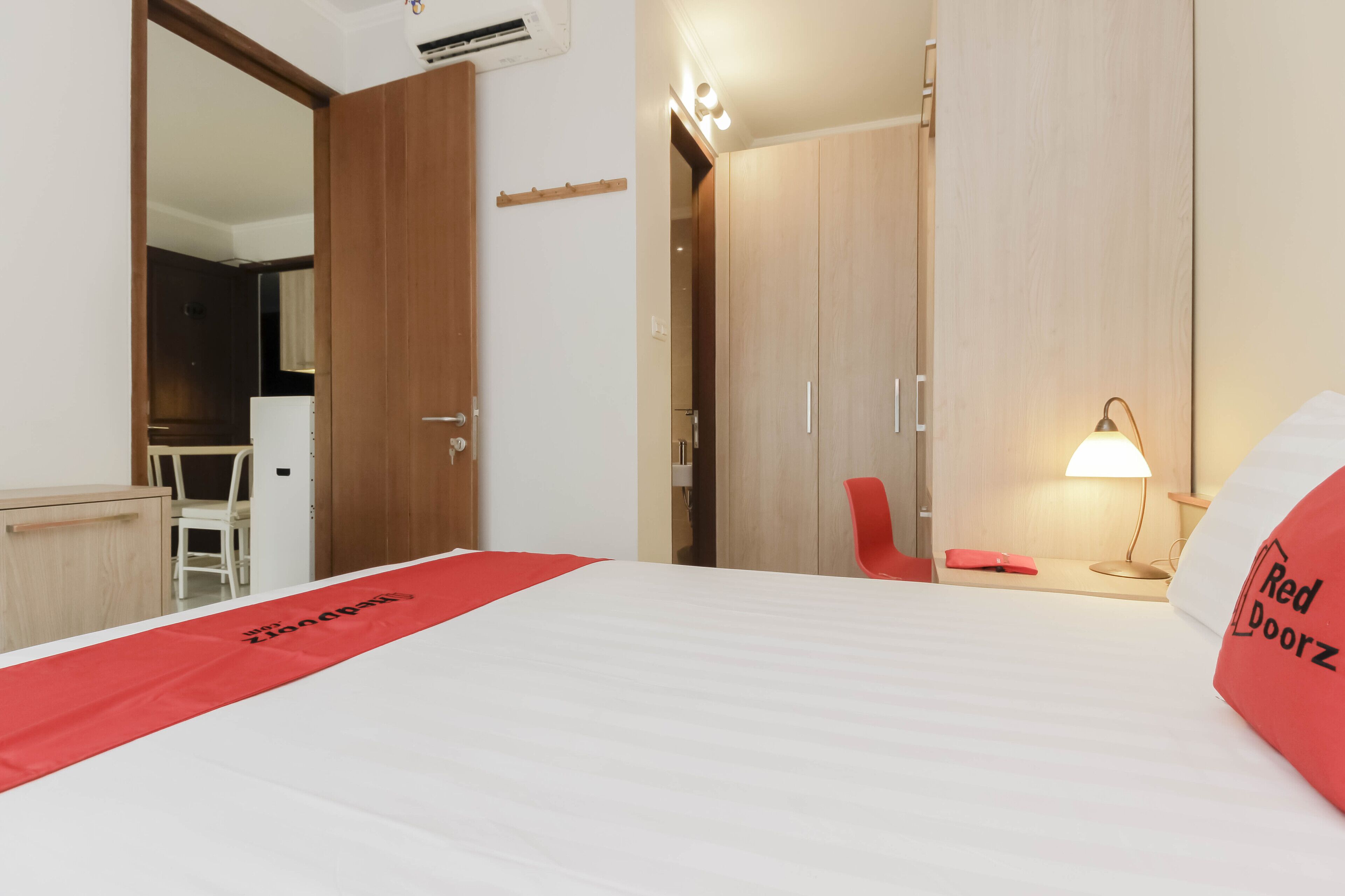 Escrivaninha, Wi-Fi de cortesia