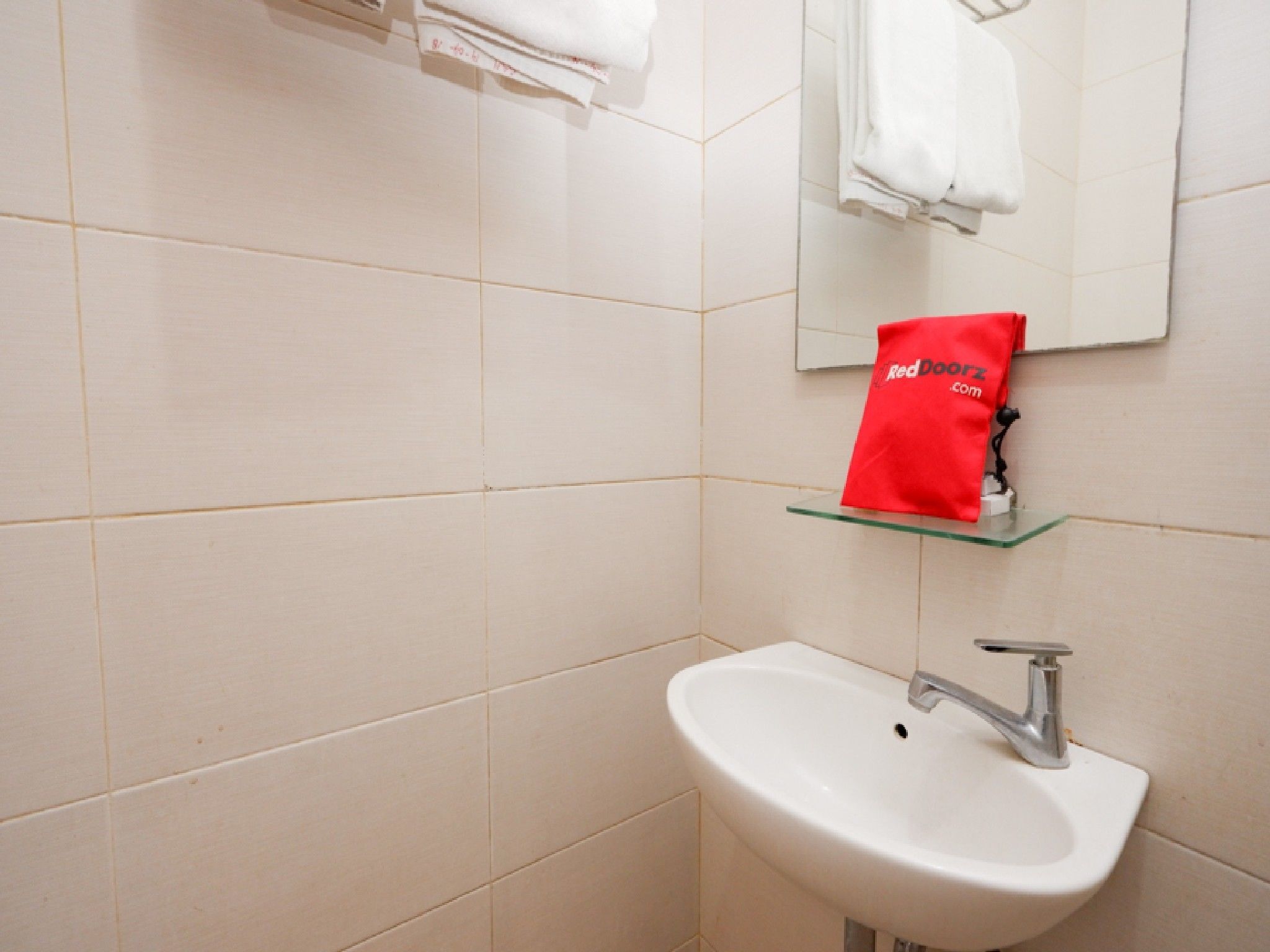 Foto - RedDoorz Plus @ Singosari Raya