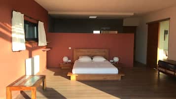 5 chambres, fer et planche à repasser, lit parapluie, Wi-Fi