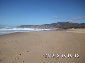 A la platja, gandules de platja i tovalloles de platja 