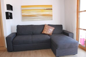 Smart TV, DVD player, books, stereo - Los Cristianos Port Royale  (Los Cristianos)