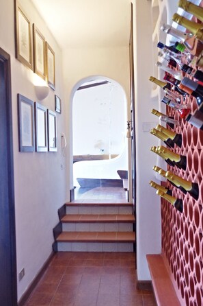 Interior - Fantastic villa with infinity pool, 4 bedrooms and 4 bathrooms, Jacuzzi (Torre Delle Stelle)