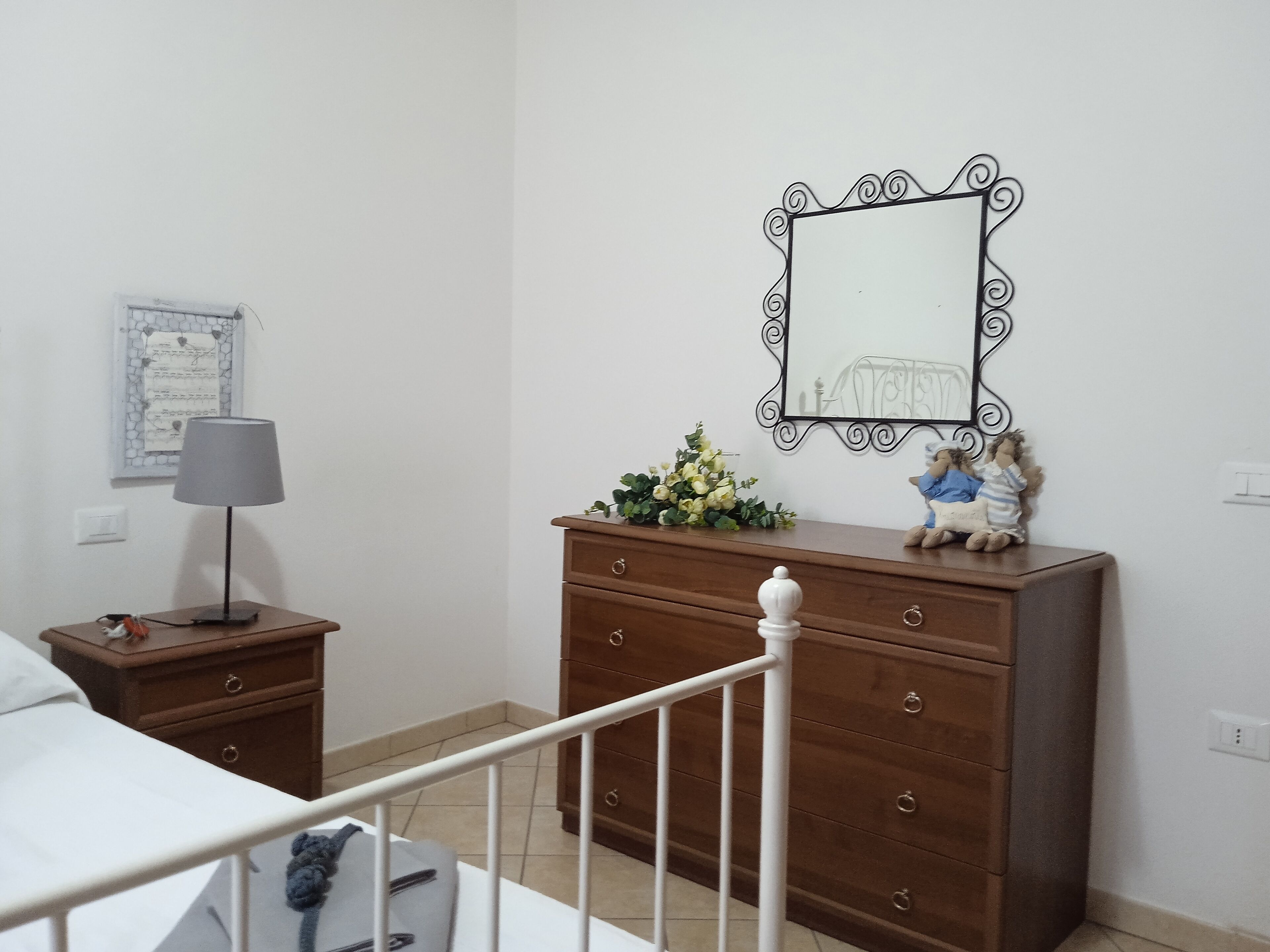 1 soverom, strykejern/-brett, wi-fi (inkludert) og sengetøy