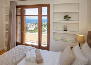 6 Schlafzimmer, Zimmersafe, Schreibtisch, schallisolierte Zimmer