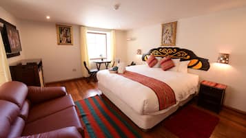 Superior Double Room, 1 King Bed, Private Bathroom | In-room safe, desk, blackout drapes, iron/ironing board